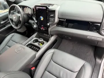 DODGE RAM 1500 Rebel  LPG-Gasanlage Panorama HUD