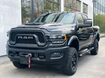 DODGE RAM 2500 CREW CAB POWER WAGON 6.4l V8