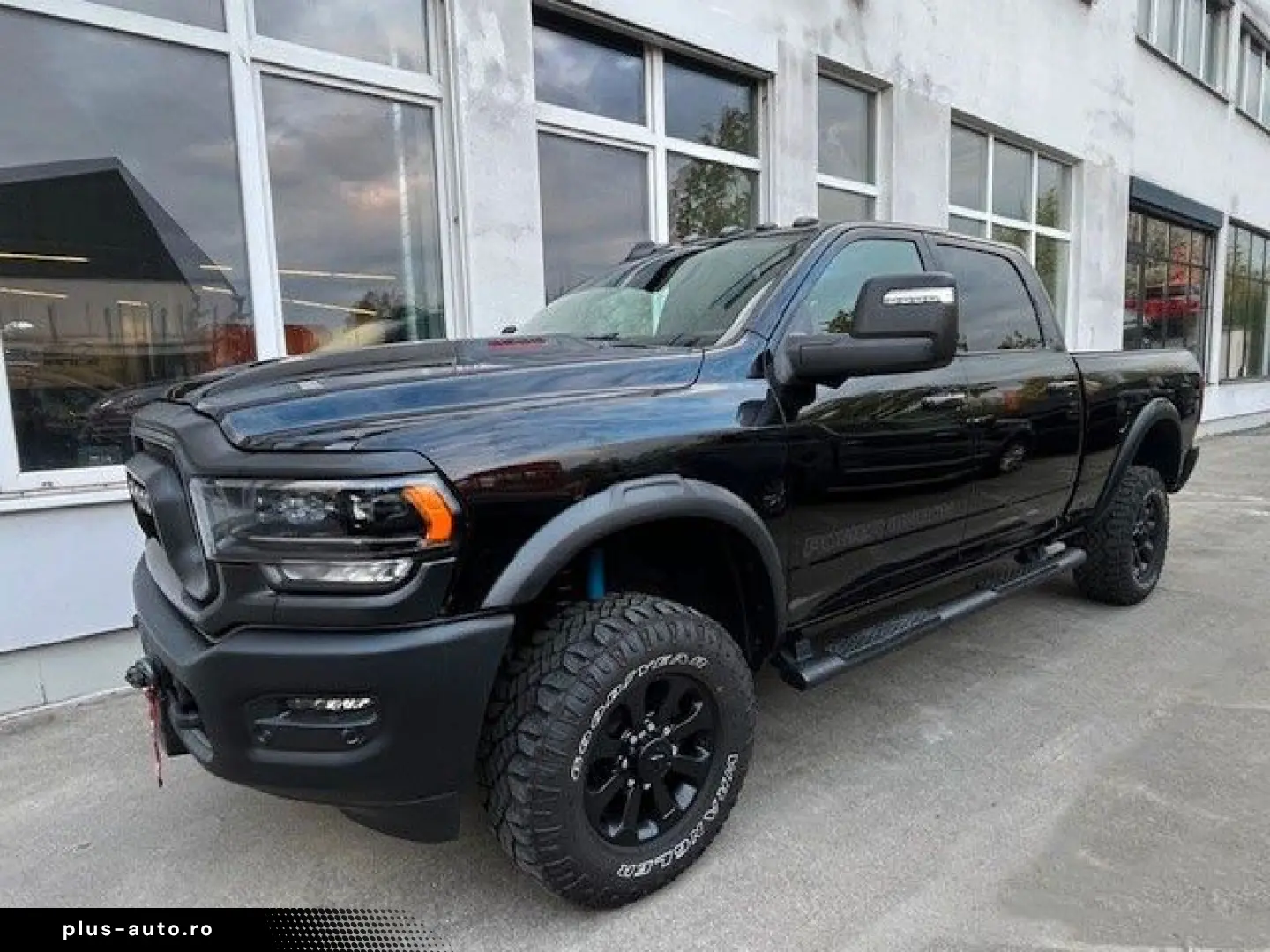DODGE RAM 2500 CREW CAB POWER WAGON 6.4l V8