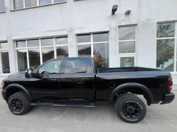 DODGE RAM 2500 CREW CAB POWER WAGON 6.4l V8
