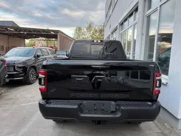 DODGE RAM 2500 CREW CAB POWER WAGON 6.4l V8