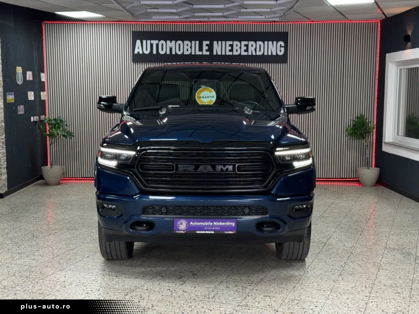 DODGE RAM 5.7 HEMI 4X4 LIMITED LCD TACHO PANO ACC 360