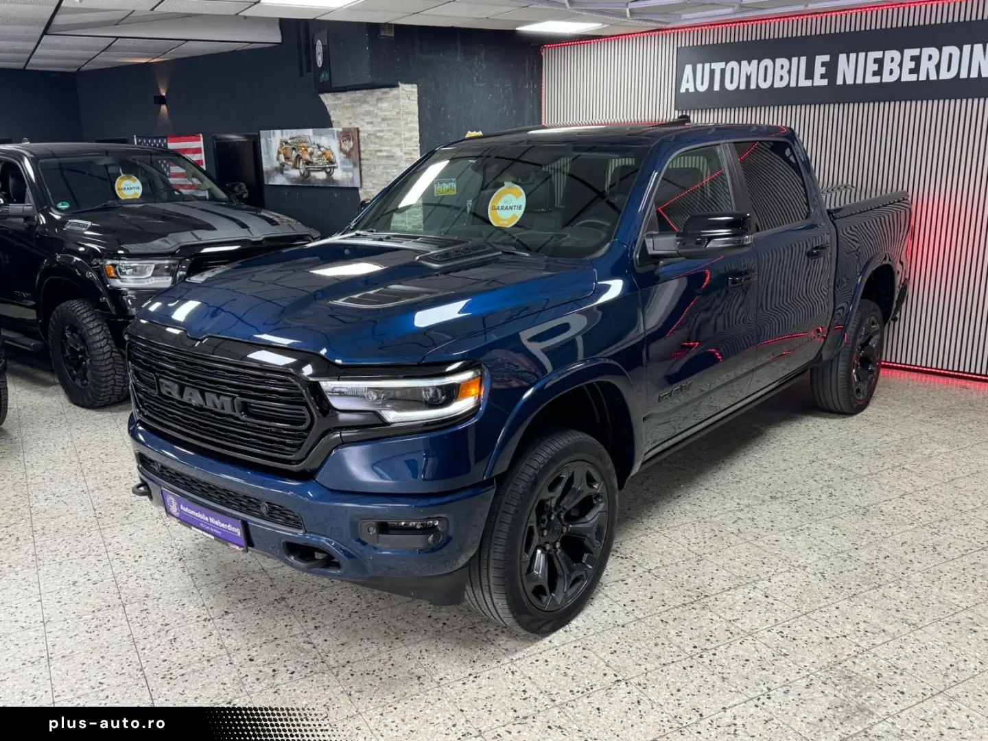 DODGE RAM 5.7 HEMI 4X4 LIMITED LCD TACHO PANO ACC 360
