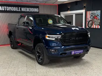 DODGE RAM 5.7 HEMI 4X4 LIMITED LCD TACHO PANO ACC 360