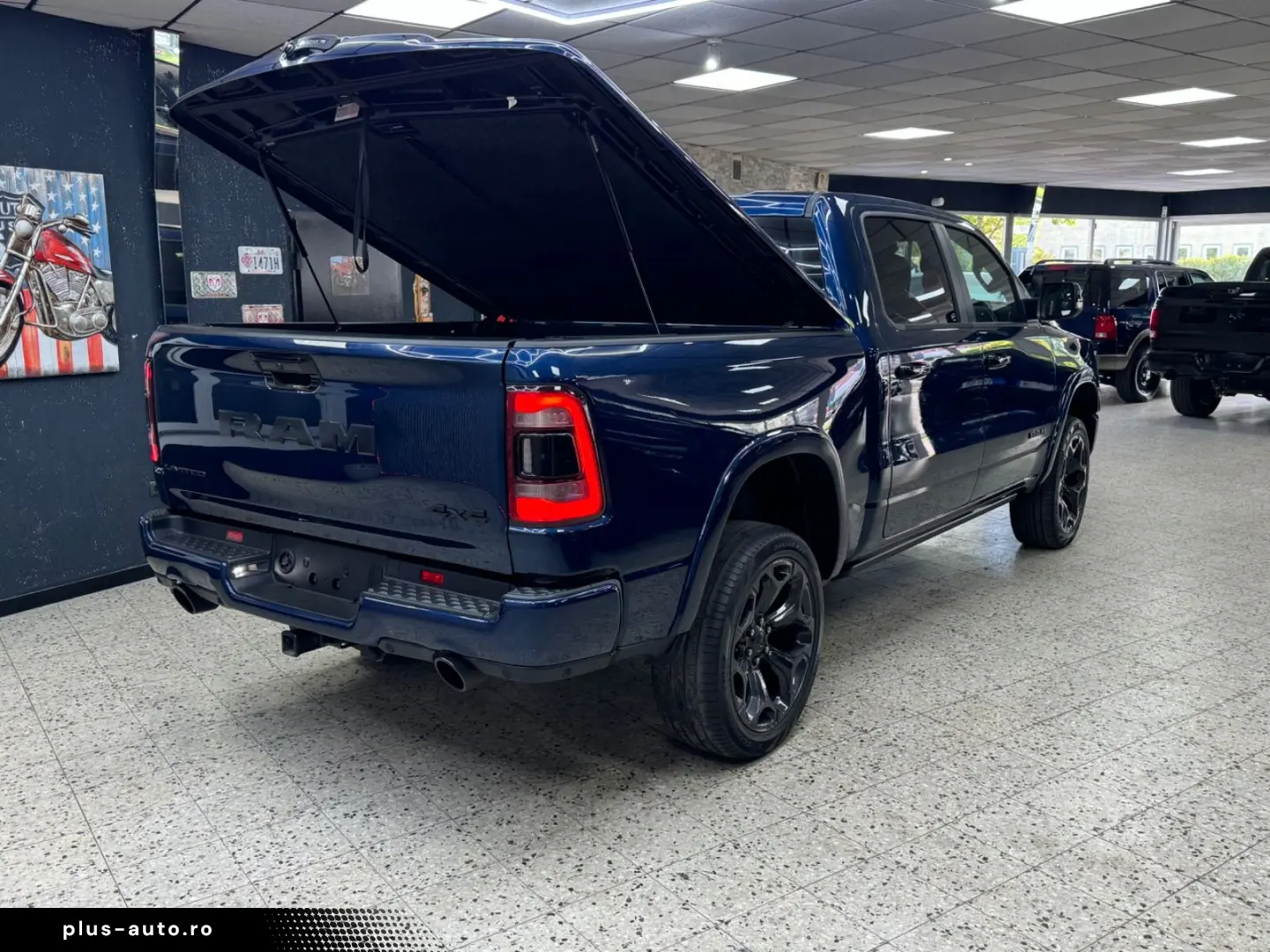 DODGE RAM 5.7 HEMI 4X4 LIMITED LCD TACHO PANO ACC 360