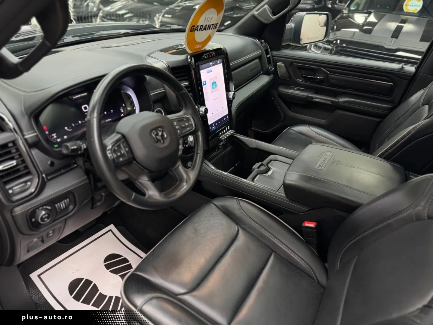 DODGE RAM 5.7 HEMI 4X4 LIMITED LCD TACHO PANO ACC 360
