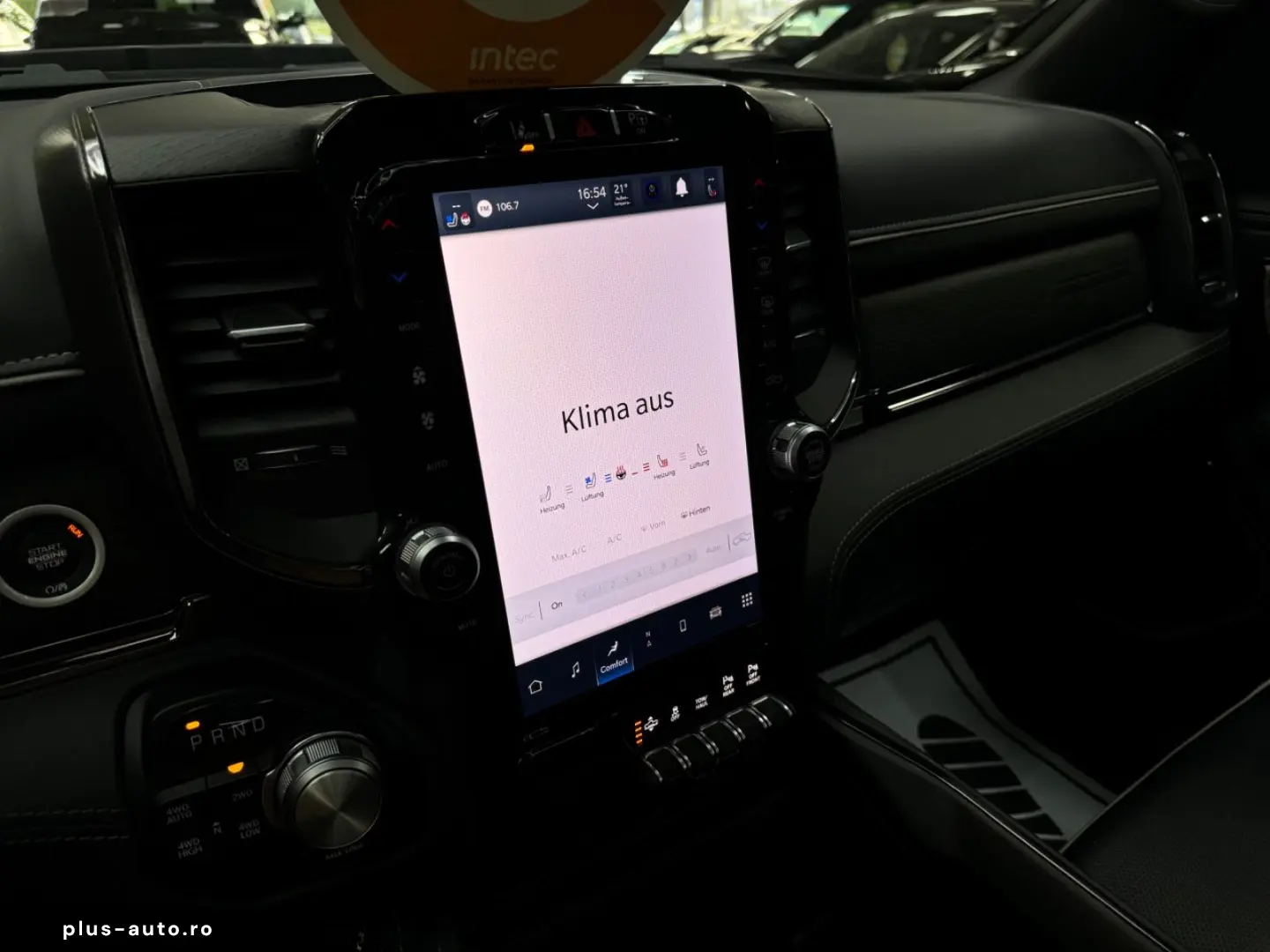 DODGE RAM 5.7 HEMI 4X4 LIMITED LCD TACHO PANO ACC 360