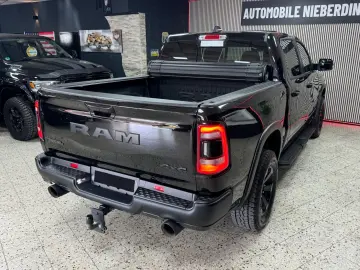 DODGE RAM 5.7 HEMI 4X4 Rebel  LCD-Tacho  Pano 12 NAVI