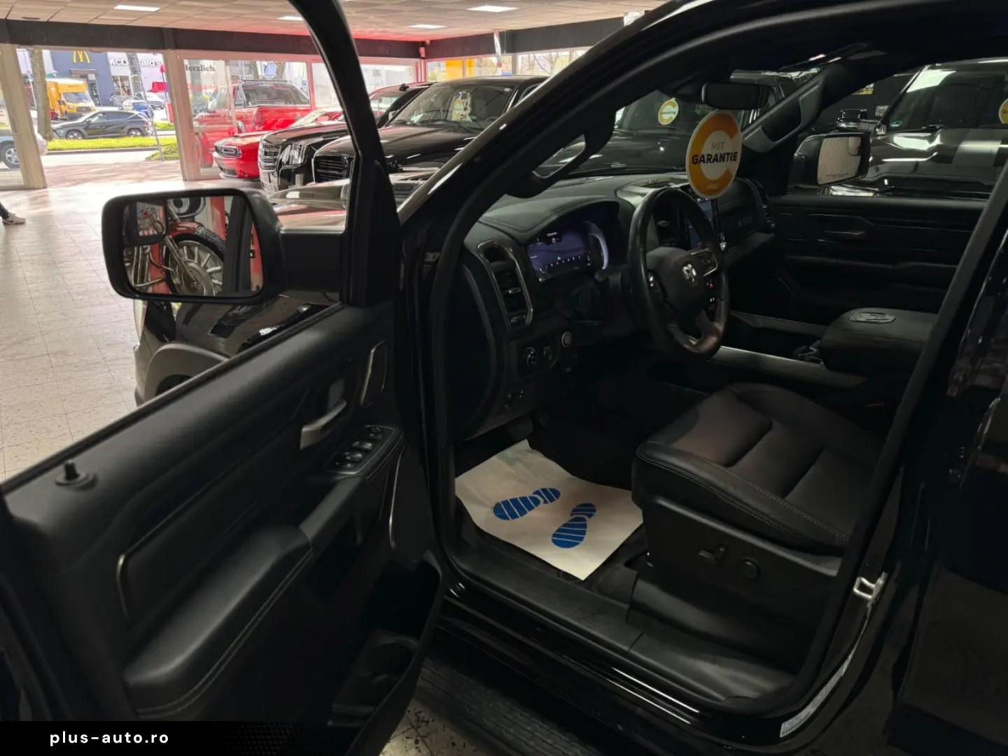 DODGE RAM 5.7 HEMI 4X4 Rebel  LCD-Tacho  Pano 12 NAVI