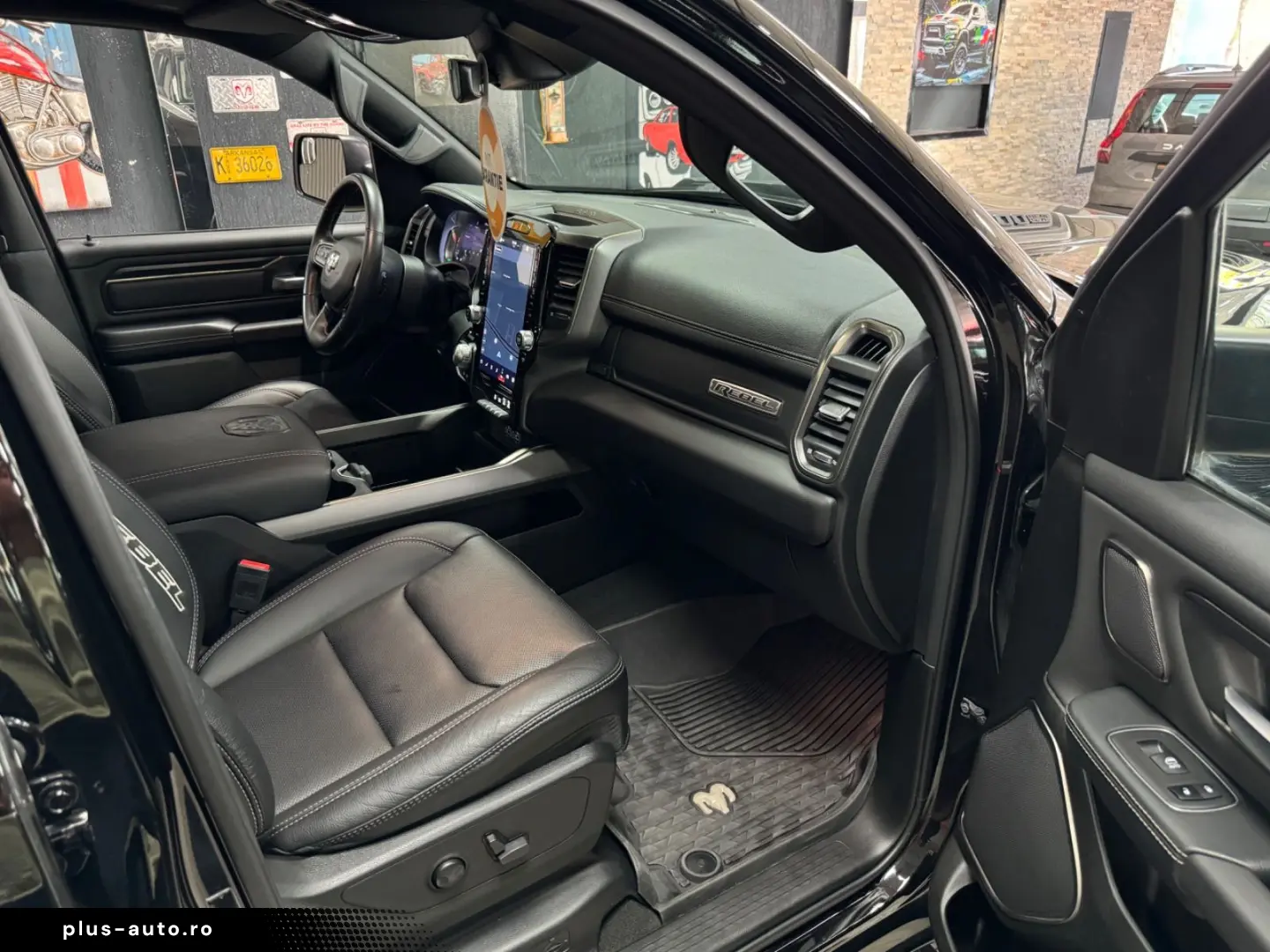 DODGE RAM 5.7 HEMI 4X4 Rebel  LCD-Tacho  Pano 12 NAVI