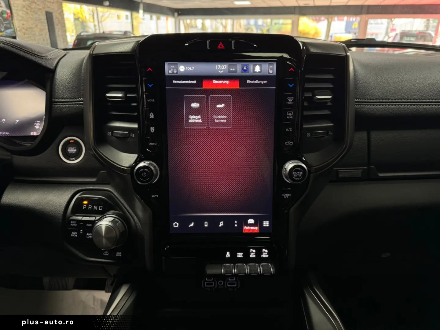 DODGE RAM 5.7 HEMI 4X4 Rebel  LCD-Tacho  Pano 12 NAVI