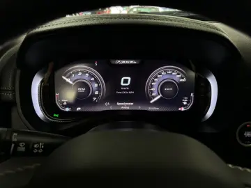 DODGE RAM 5.7 HEMI 4X4 Rebel  LCD-Tacho  Pano 12 NAVI