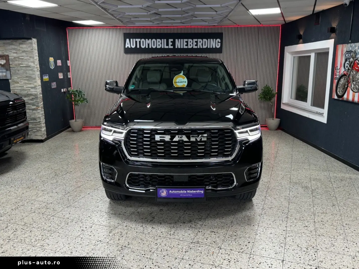 DODGE RAM Tungsten 3.0 Hurricane Pano HUD Massage LPG