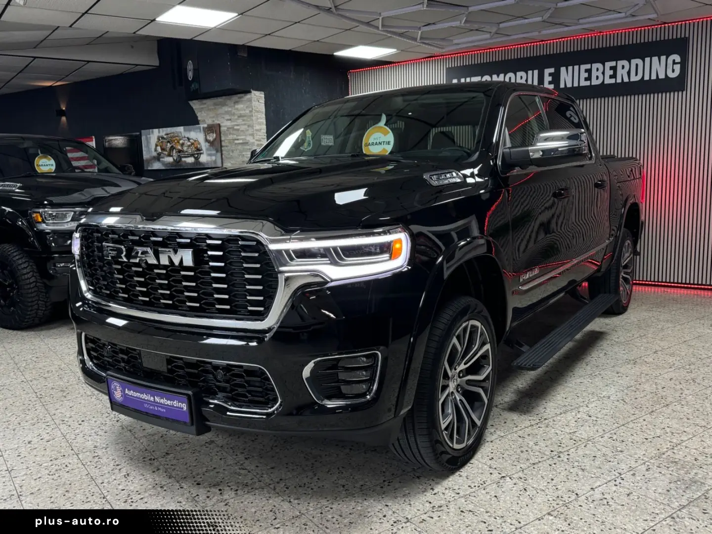 DODGE RAM Tungsten 3.0 Hurricane Pano HUD Massage LPG