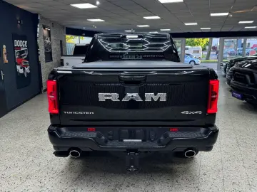 DODGE RAM Tungsten 3.0 Hurricane Pano HUD Massage LPG