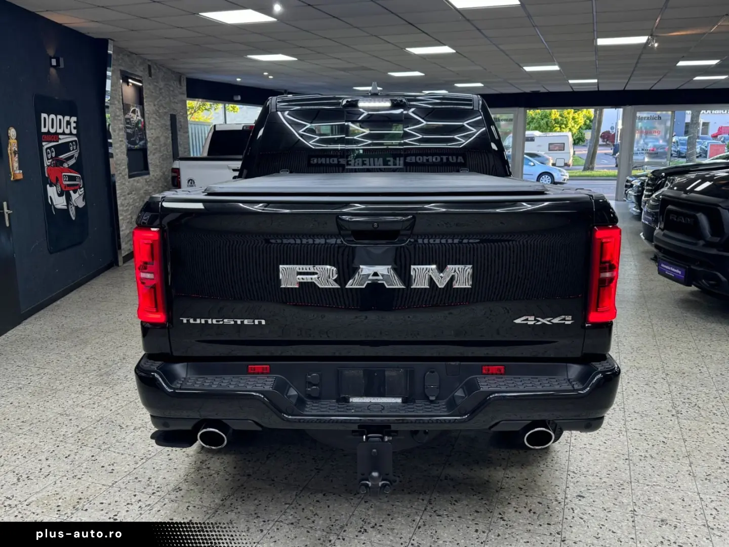 DODGE RAM Tungsten 3.0 Hurricane Pano HUD Massage LPG