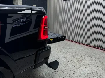 DODGE RAM Tungsten 3.0 Hurricane Pano HUD Massage LPG