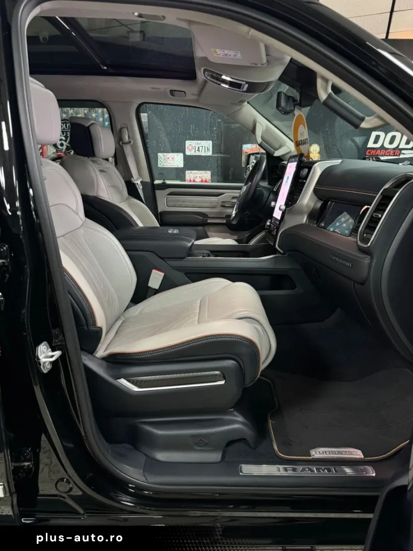 DODGE RAM Tungsten 3.0 Hurricane Pano HUD Massage LPG