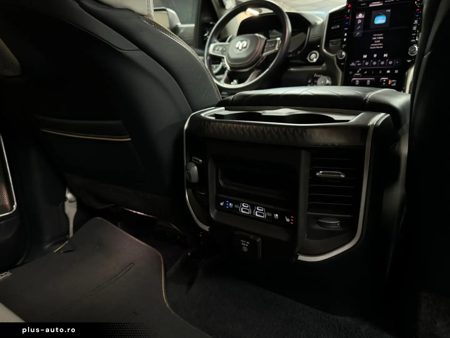 DODGE RAM Tungsten 3.0 Hurricane Pano HUD Massage LPG