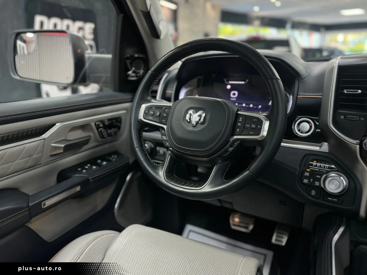 DODGE RAM Tungsten 3.0 Hurricane Pano HUD Massage LPG