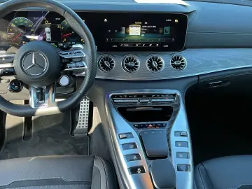 MERCEDES-BENZ AMG GT 43 4M
