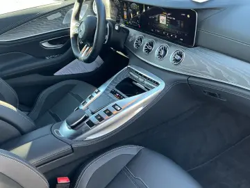 MERCEDES-BENZ AMG GT 43 4M