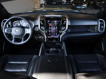 DODGE RAM 5.7 BigHorn BRCGAS AHK SHZ SBL NAVI TEMP R20