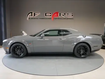 DODGE Challenger R T Scat Pack Widebody BEE