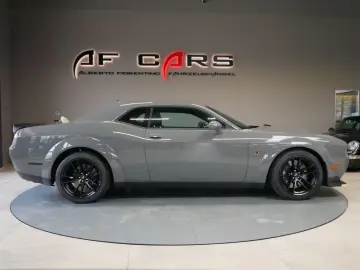 DODGE Challenger R T Scat Pack Widebody BEE