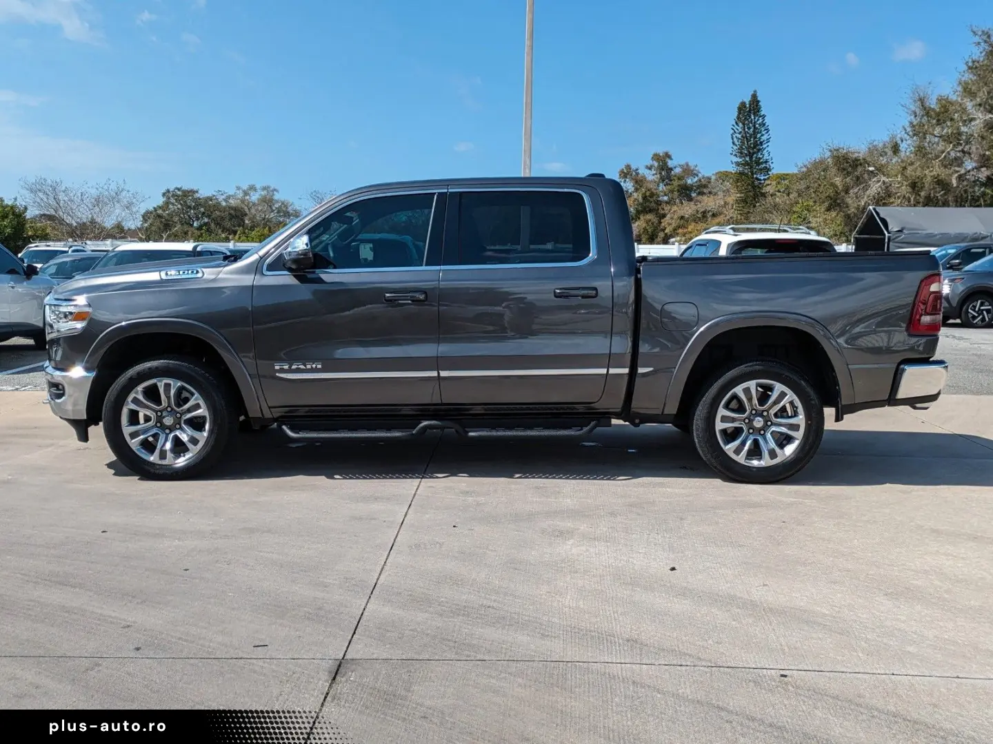 DODGE RAM 1500 4x4 Limited CrewCab unfallfr.im Vorlauf