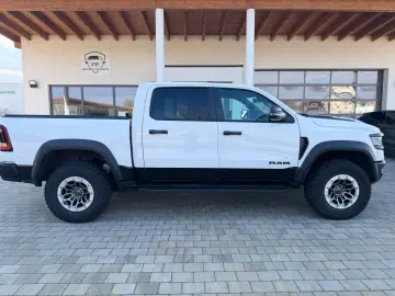 DODGE Supercharged 6 2 L Hemi RAM TRX