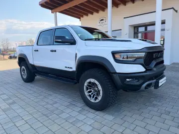 DODGE Supercharged 6 2 L Hemi RAM TRX