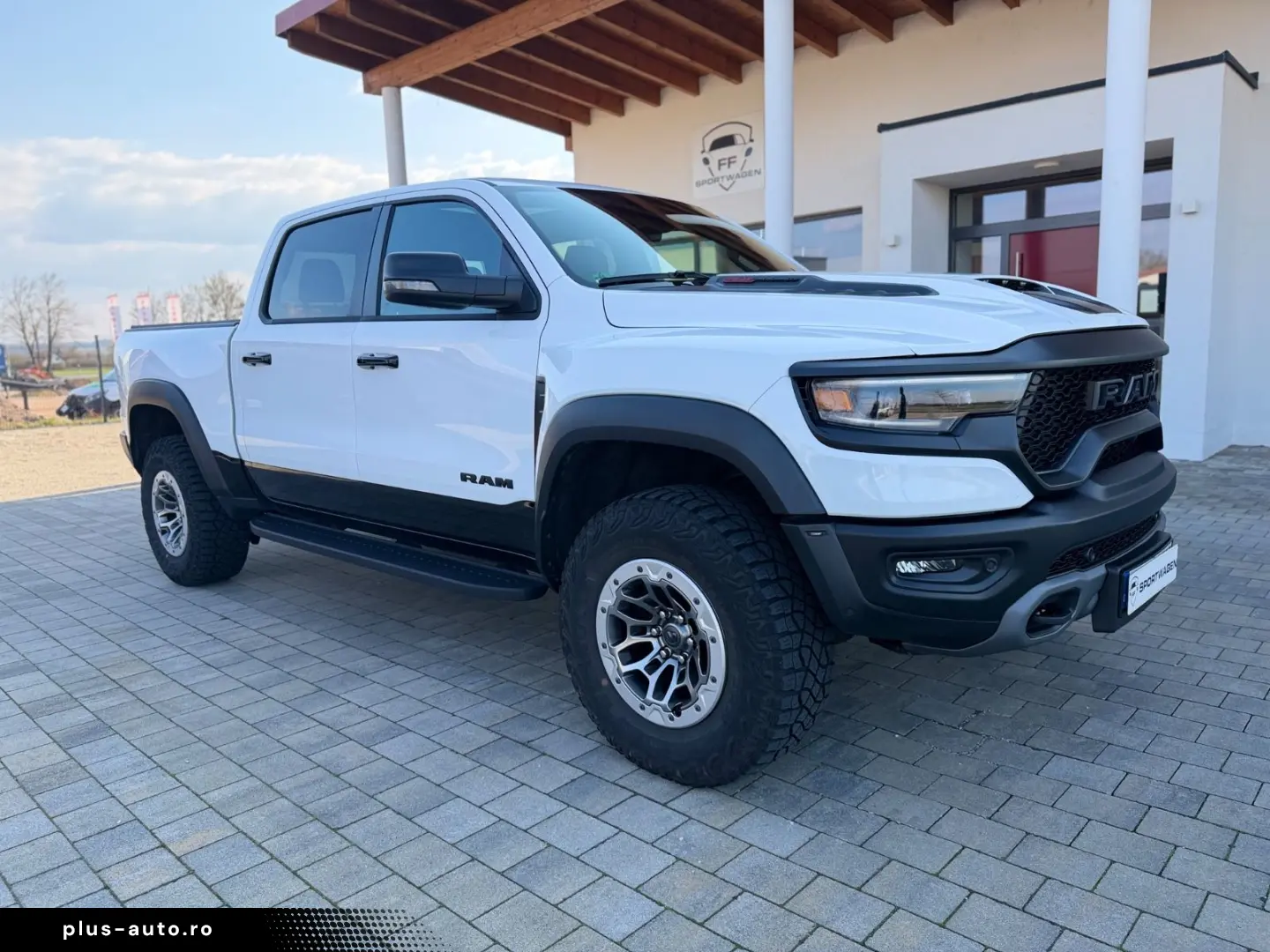DODGE Supercharged 6 2 L Hemi RAM TRX