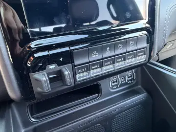 DODGE Supercharged 6 2 L Hemi RAM TRX