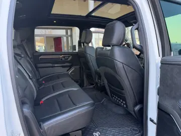 DODGE Supercharged 6 2 L Hemi RAM TRX