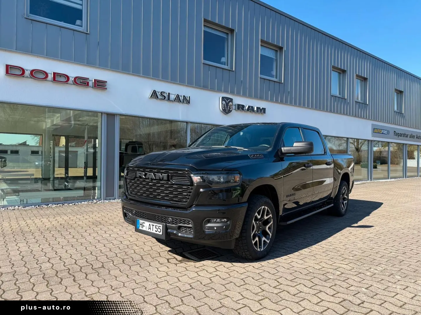 DODGE NEW RAM1500  Tradesman Night LPG Carplay AHK