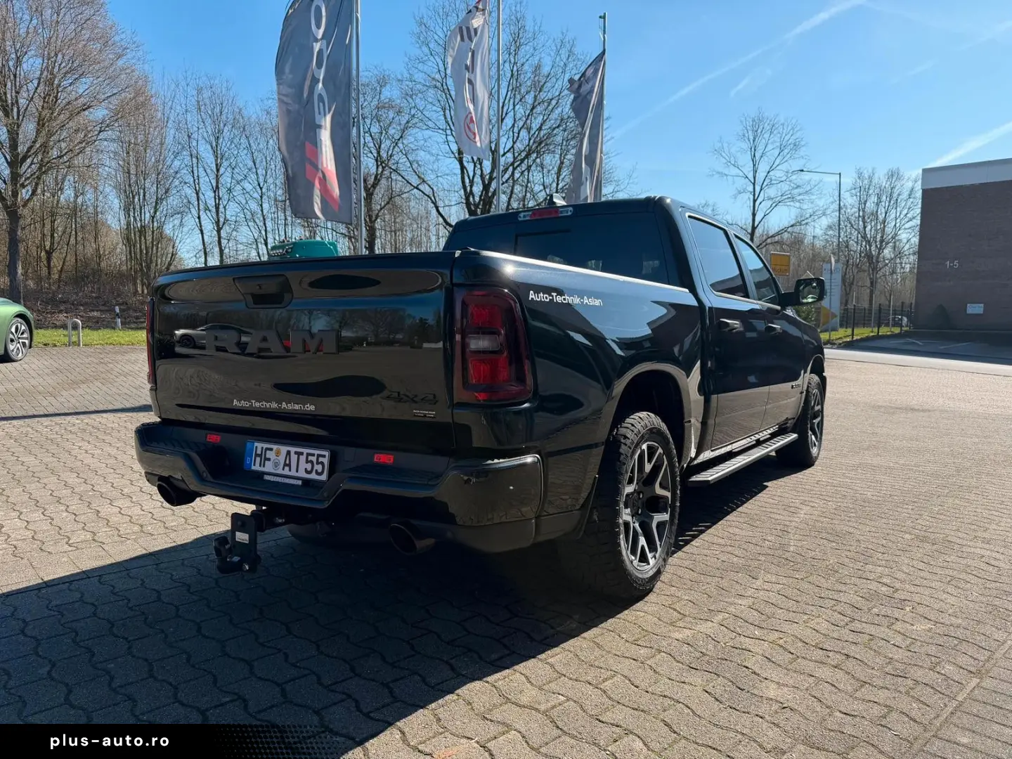 DODGE NEW RAM1500  Tradesman Night LPG Carplay AHK