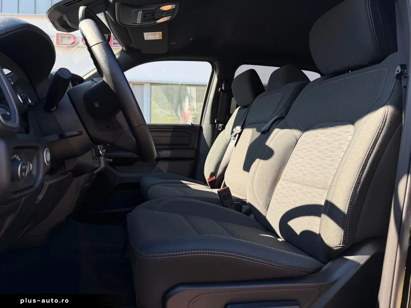 DODGE NEW RAM1500  Tradesman Night LPG Carplay AHK