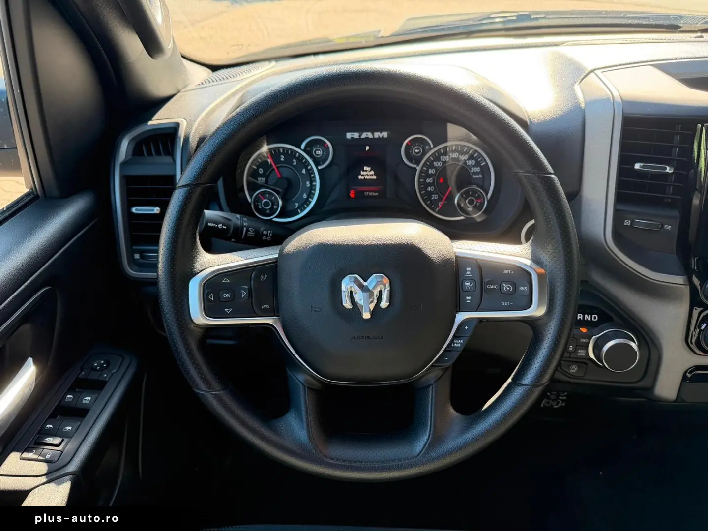 DODGE NEW RAM1500  Tradesman Night LPG Carplay AHK