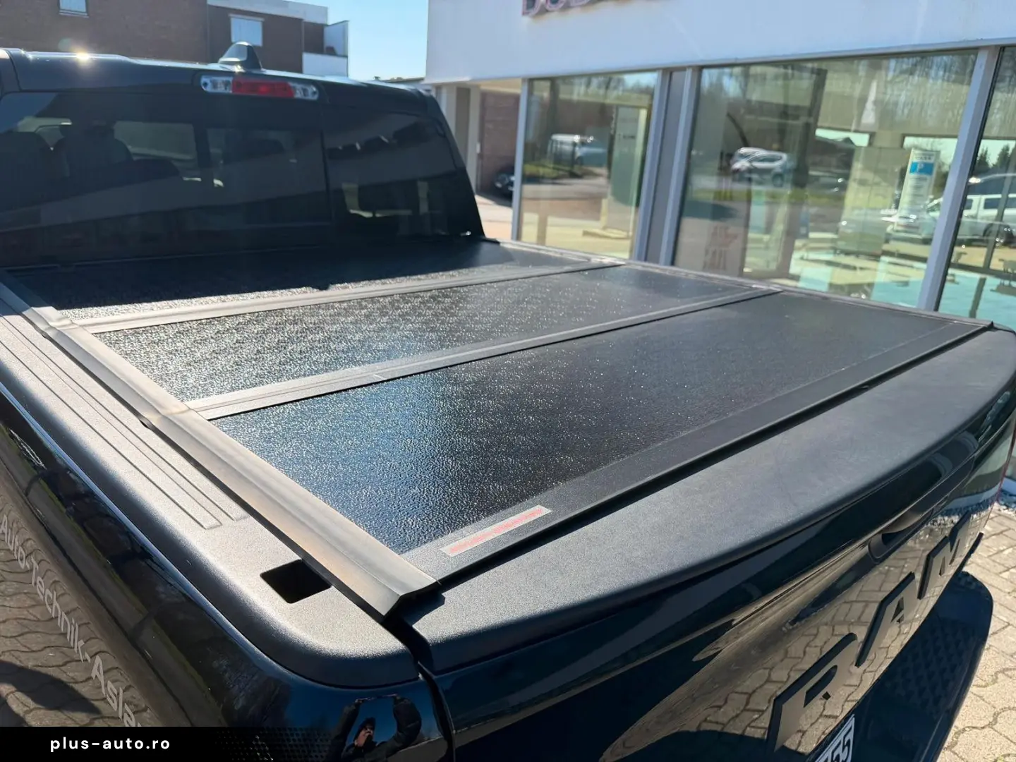 DODGE NEW RAM1500  Tradesman Night LPG Carplay AHK