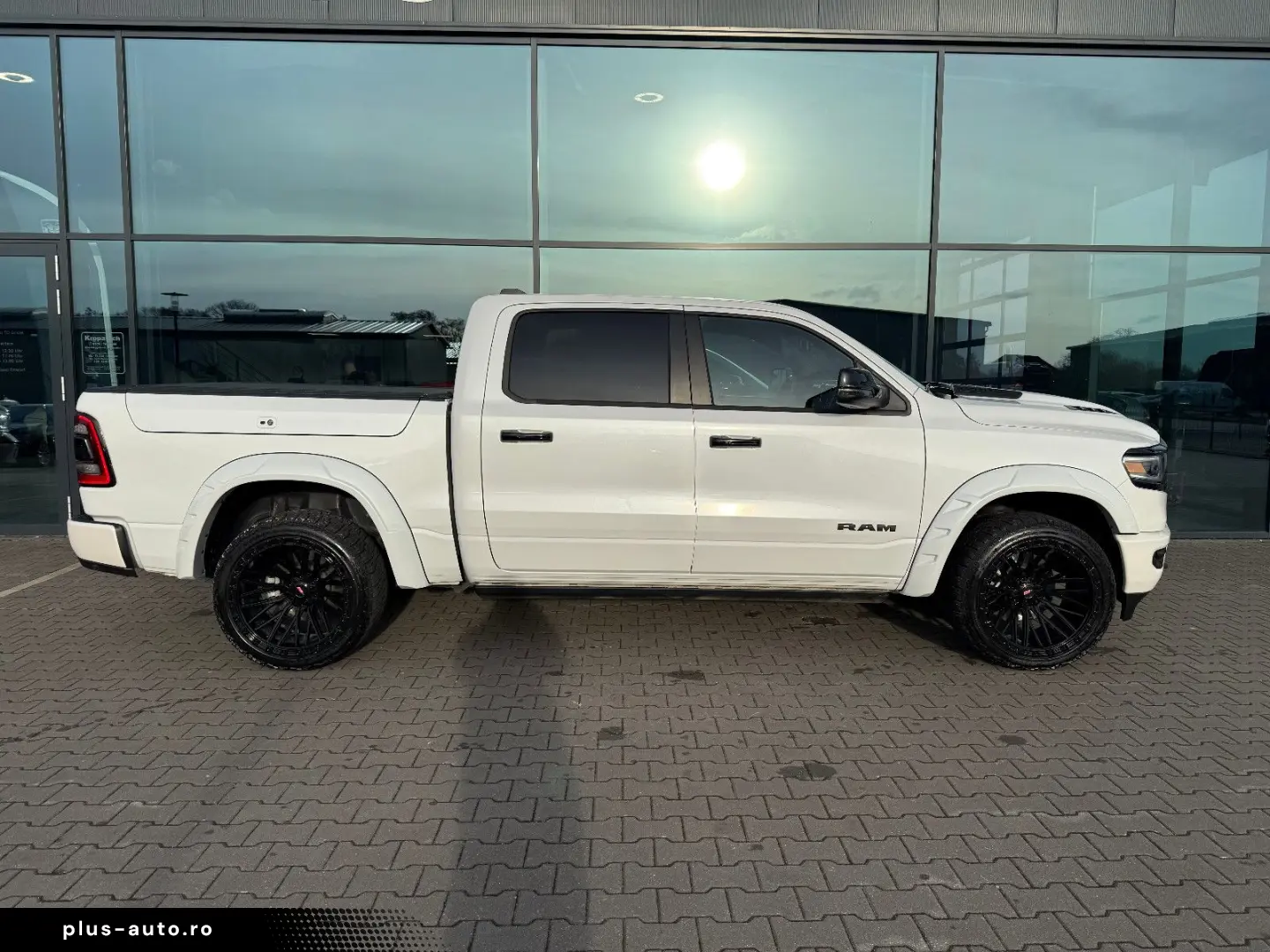 DODGE RAM 1500 Limited Night GRAIL LA CHANTI V8 VOLL