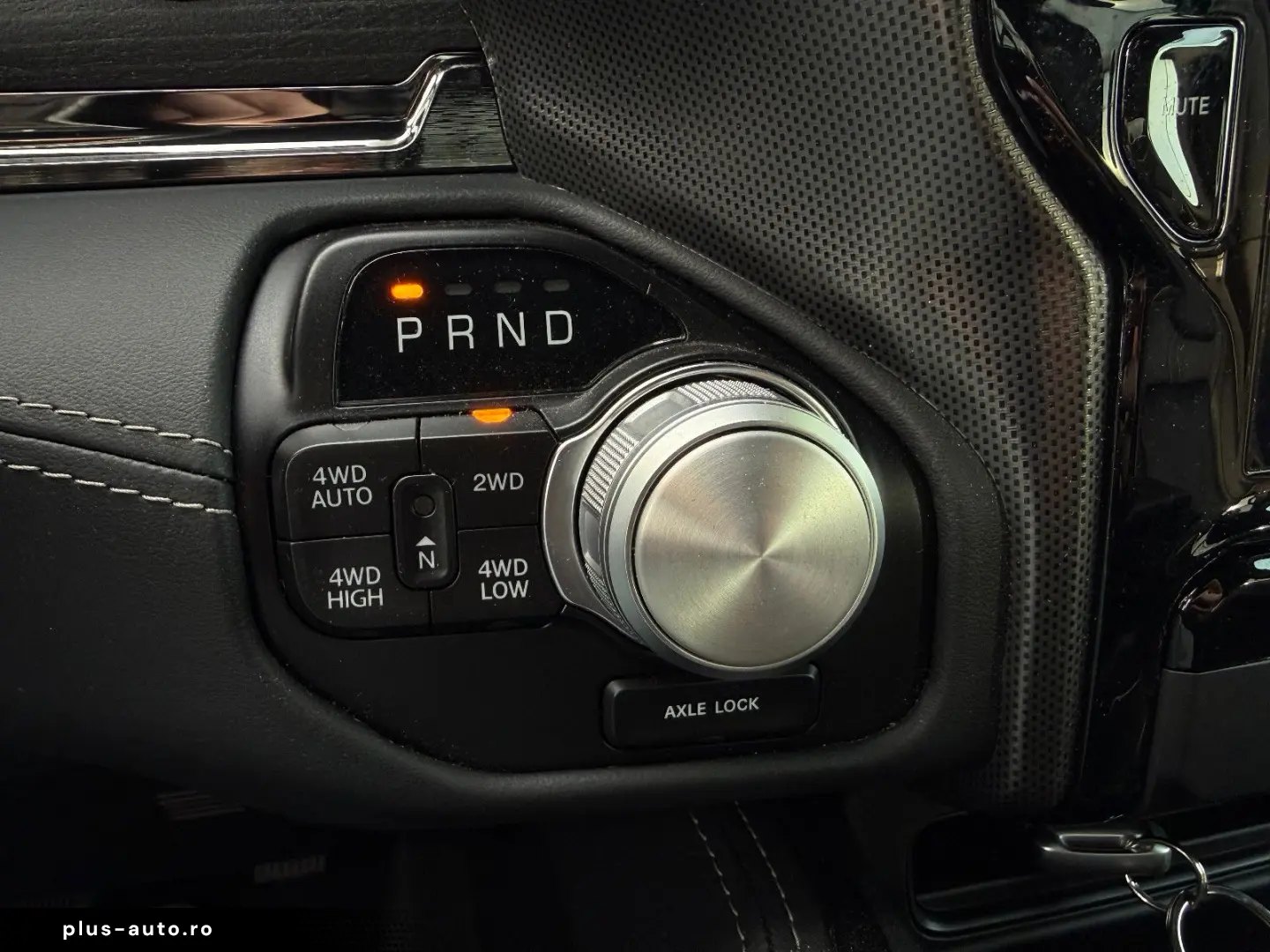DODGE RAM 1500 Limited Night GRAIL LA CHANTI V8 VOLL