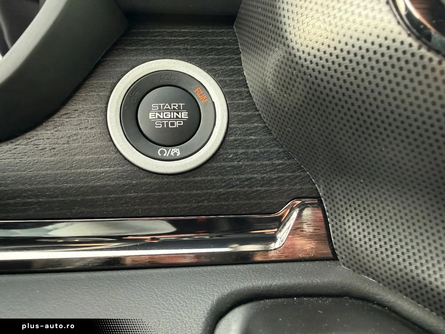 DODGE RAM 1500 Limited Night GRAIL LA CHANTI V8 VOLL