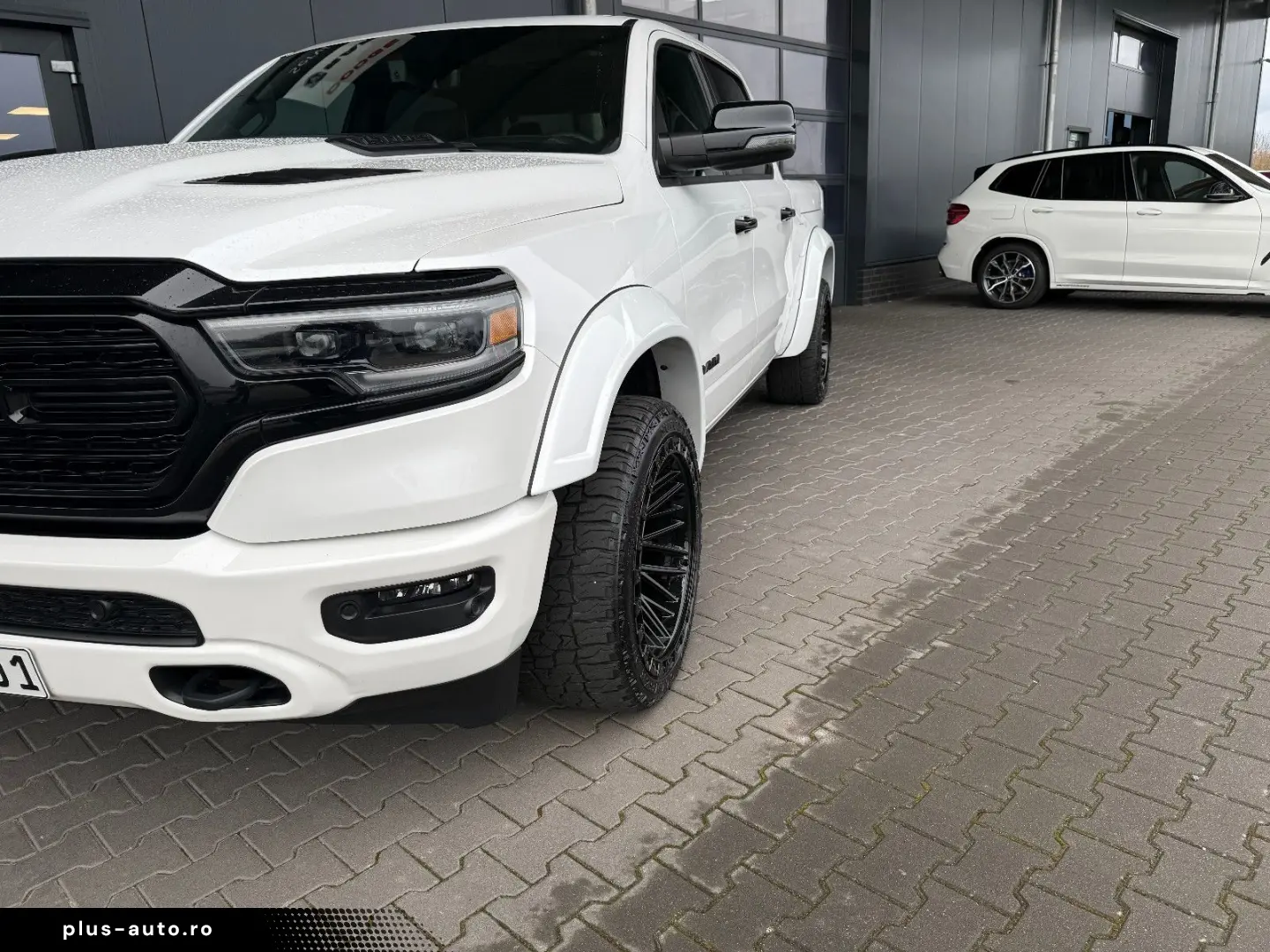 DODGE RAM 1500 Limited Night GRAIL LA CHANTI V8 VOLL