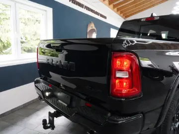 DODGE Sport 3.0 420 PS Black