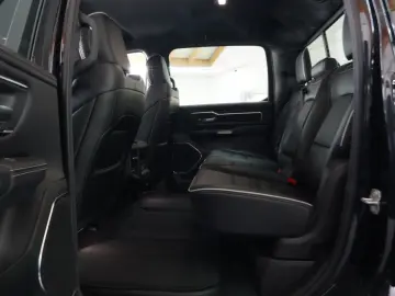 DODGE Sport 3.0 420 PS Black