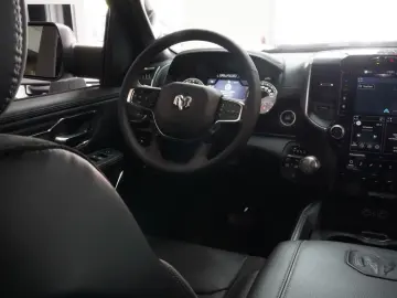 DODGE Sport 3.0 420 PS Black