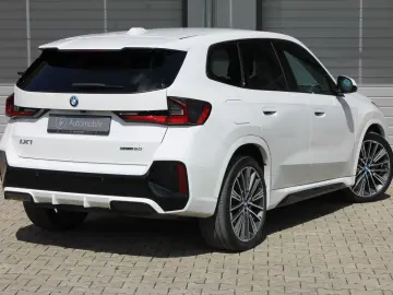 BMW iX1 eDrive20 M Sport SOH 99%