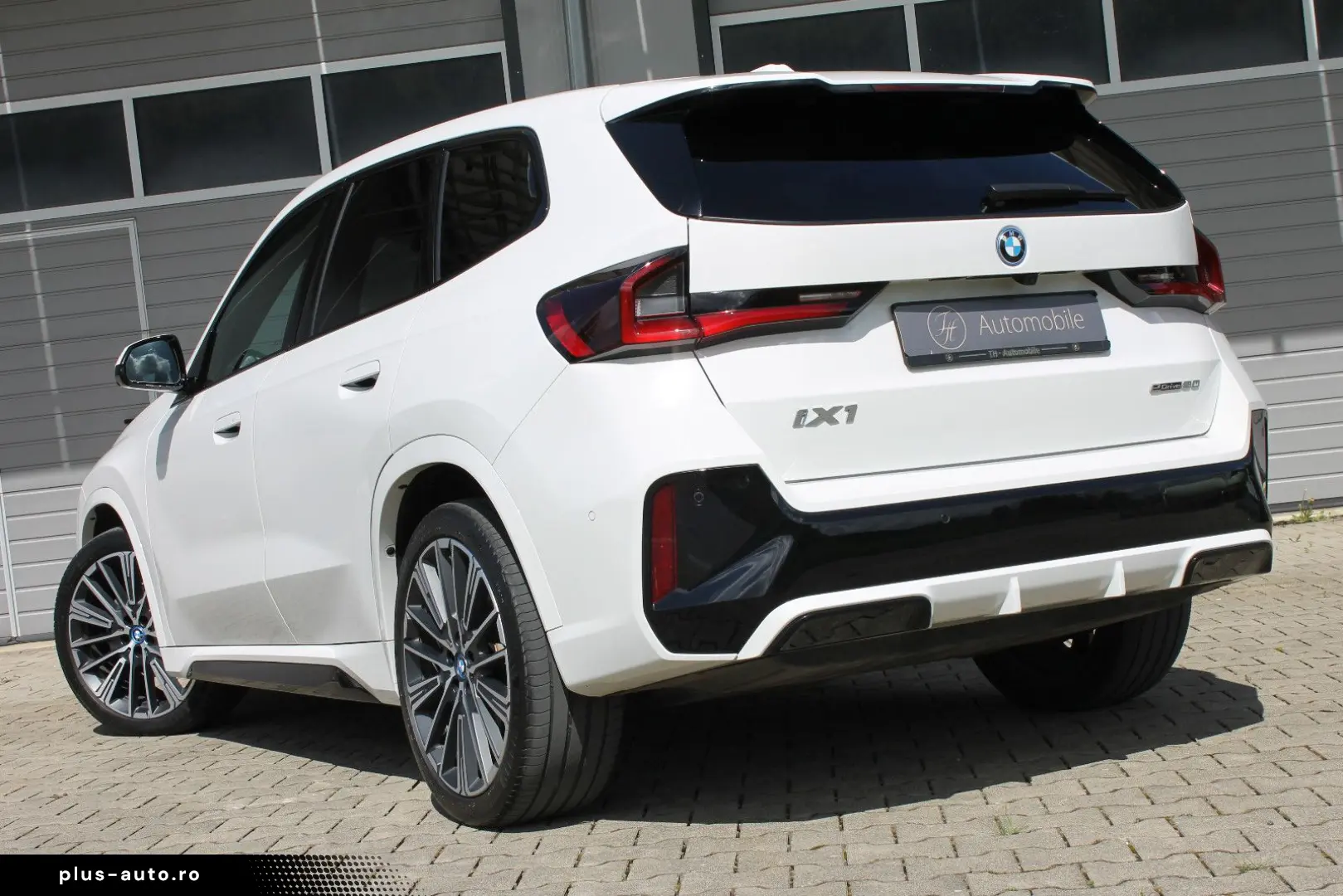 BMW iX1 eDrive20 M Sport SOH 99%
