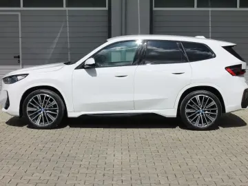 BMW iX1 eDrive20 M Sport SOH 99%